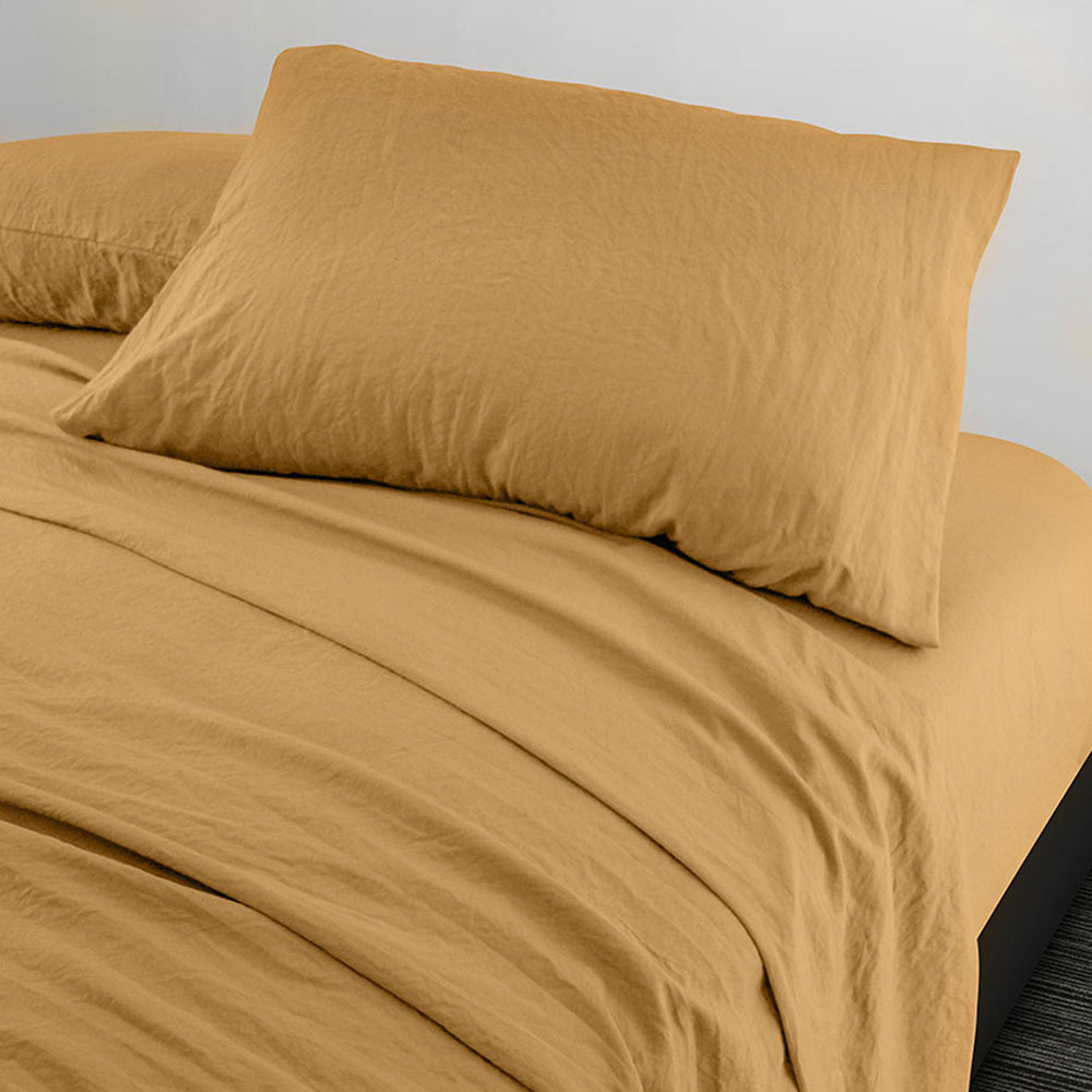 Juego De Sabana Clark Amarillo King Size Microfibra